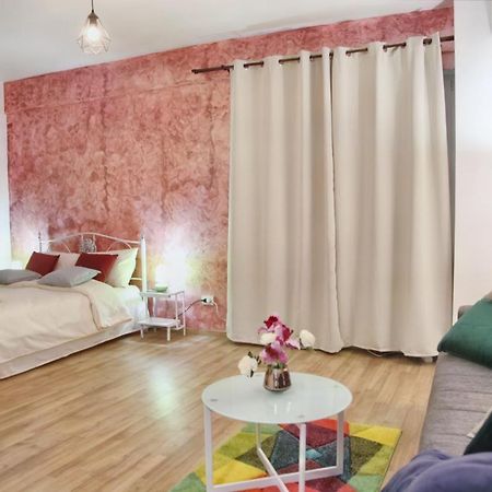Luxury Downtown Apartment Cluj-Napoca Exteriör bild